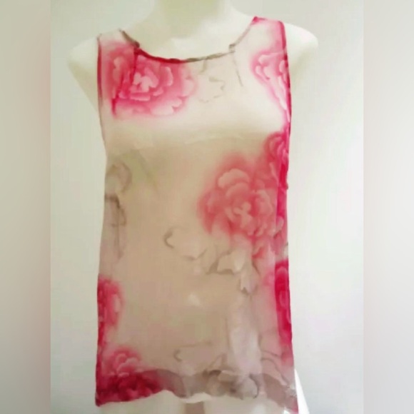 New with tags Dries Van Noten silk flower pink and Ivory top. Medium - Picture 4 of 12